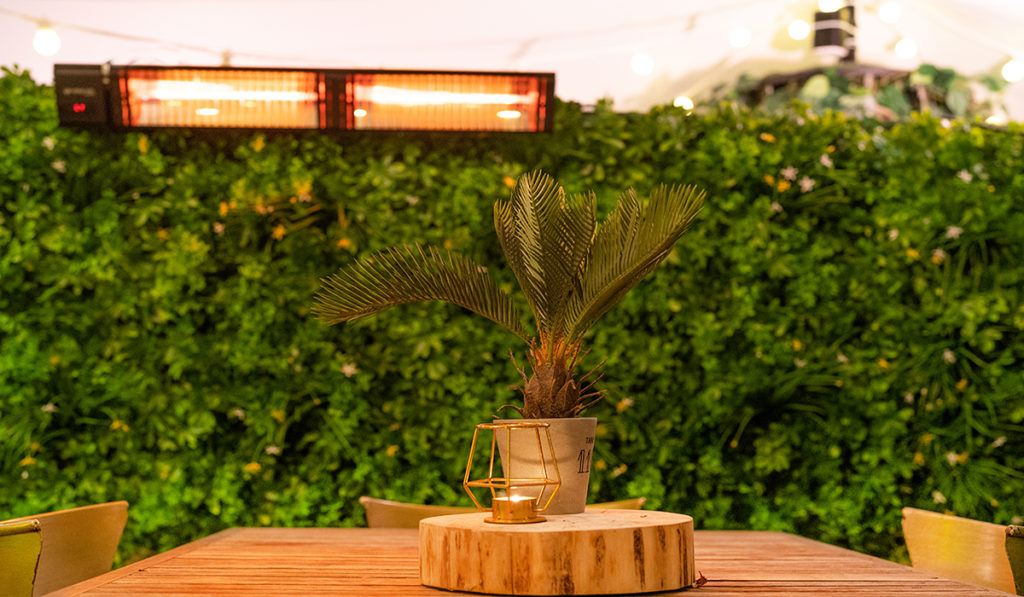 Manhattan Powerful Infrared Patio Heater for restaurants