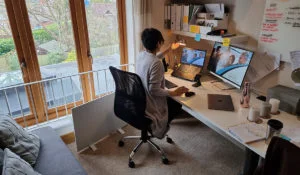 Portable zero light infrared freestanding panel heater